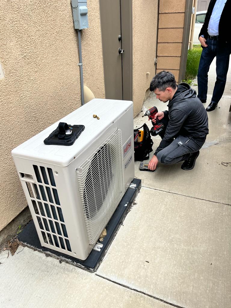 cooling and heating repair technician